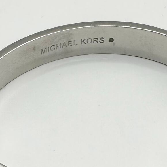 Michael Kors Astor Cityscape Bracelet Silver Tone Studs Cubic Zirconia Bangle - Picture 4 of 12